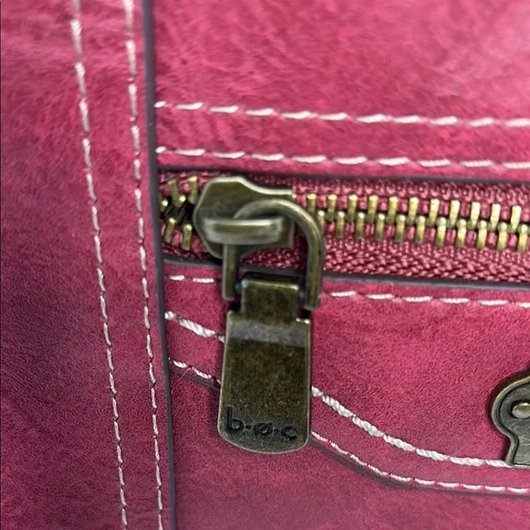 BOC Red Shoulder Bag - Picture 3 of 15
